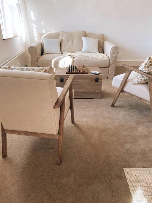 Pump - Cosy Herefordshire Holiday home *