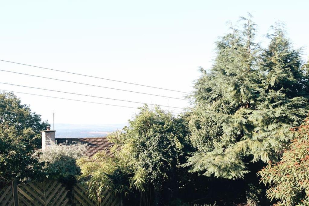 Pump - Cosy Herefordshire Holiday home Hereford