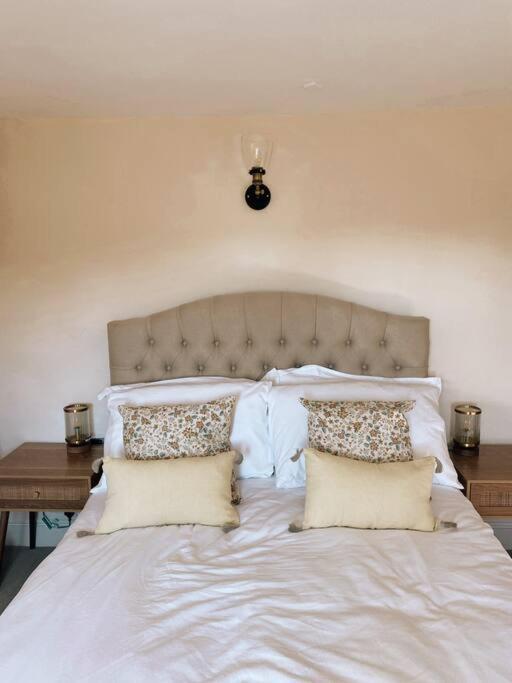 Pump - Cosy Herefordshire Holiday home *